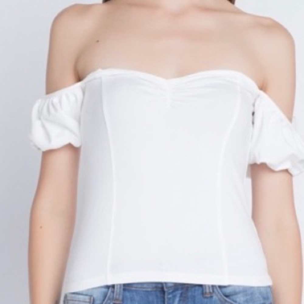 Natalie Top BNWT⚡️⚡️⚡️⚡️